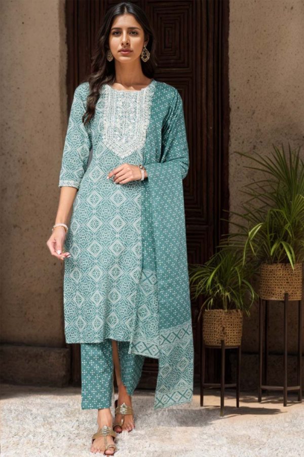 Ahika Plus Size Green Pure Cotton Bandhani Printed Straight Suit Set Cheap