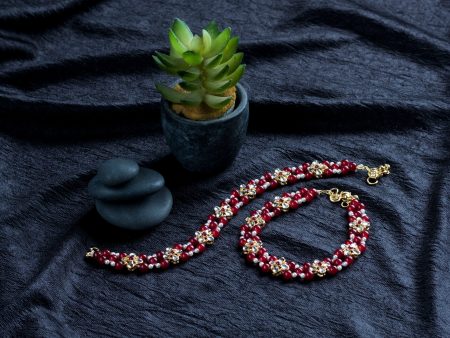 Traditional Gold Plated Encased With Faux Kundan & Pearls Adjustable Pair Of Bridal Maroon Anklets Payal For Women Girls - Wahe Jewels For Sale